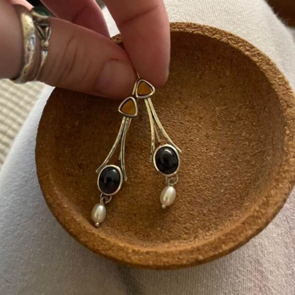 Faux Pearl Drop Earrings - Picture 12 of 12